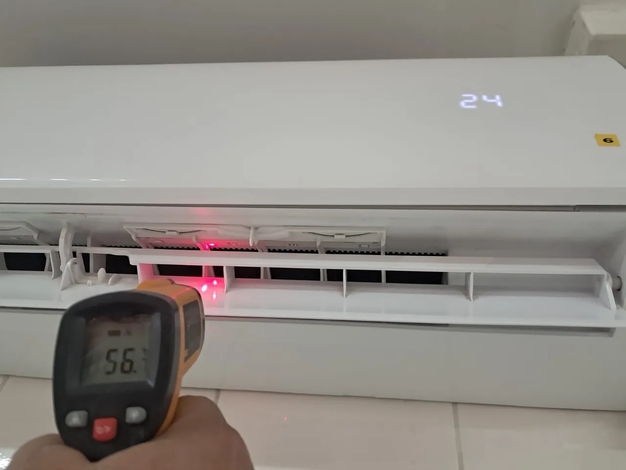 Medición de temperatura de aire acondicionado